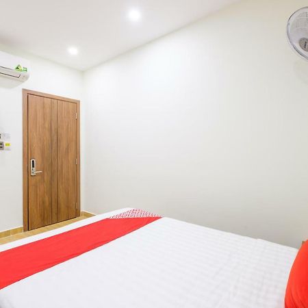 Oyo 212 Luxury Hotel Дананг Экстерьер фото