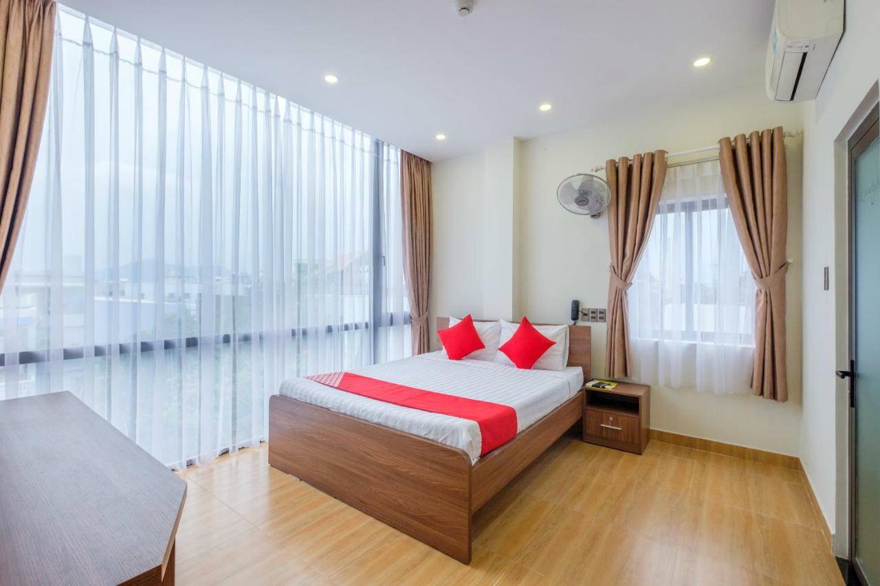Oyo 212 Luxury Hotel Дананг Экстерьер фото