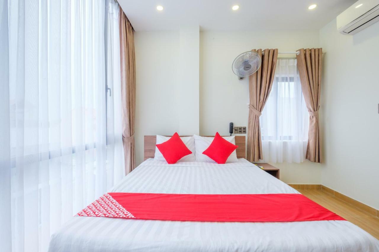 Oyo 212 Luxury Hotel Дананг Экстерьер фото